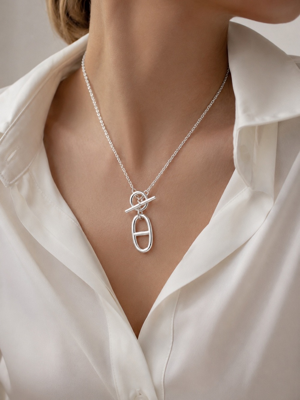 Luxury Silver Tone Minimalist Toggle Pendant Necklace NWOT